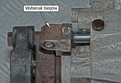 Wybierak biegów w skrzyni R25/R28 2